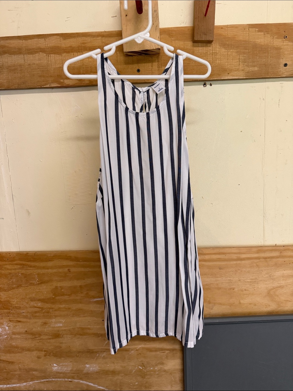 Old Navy White and Navy Vertical Stripe Tank Top